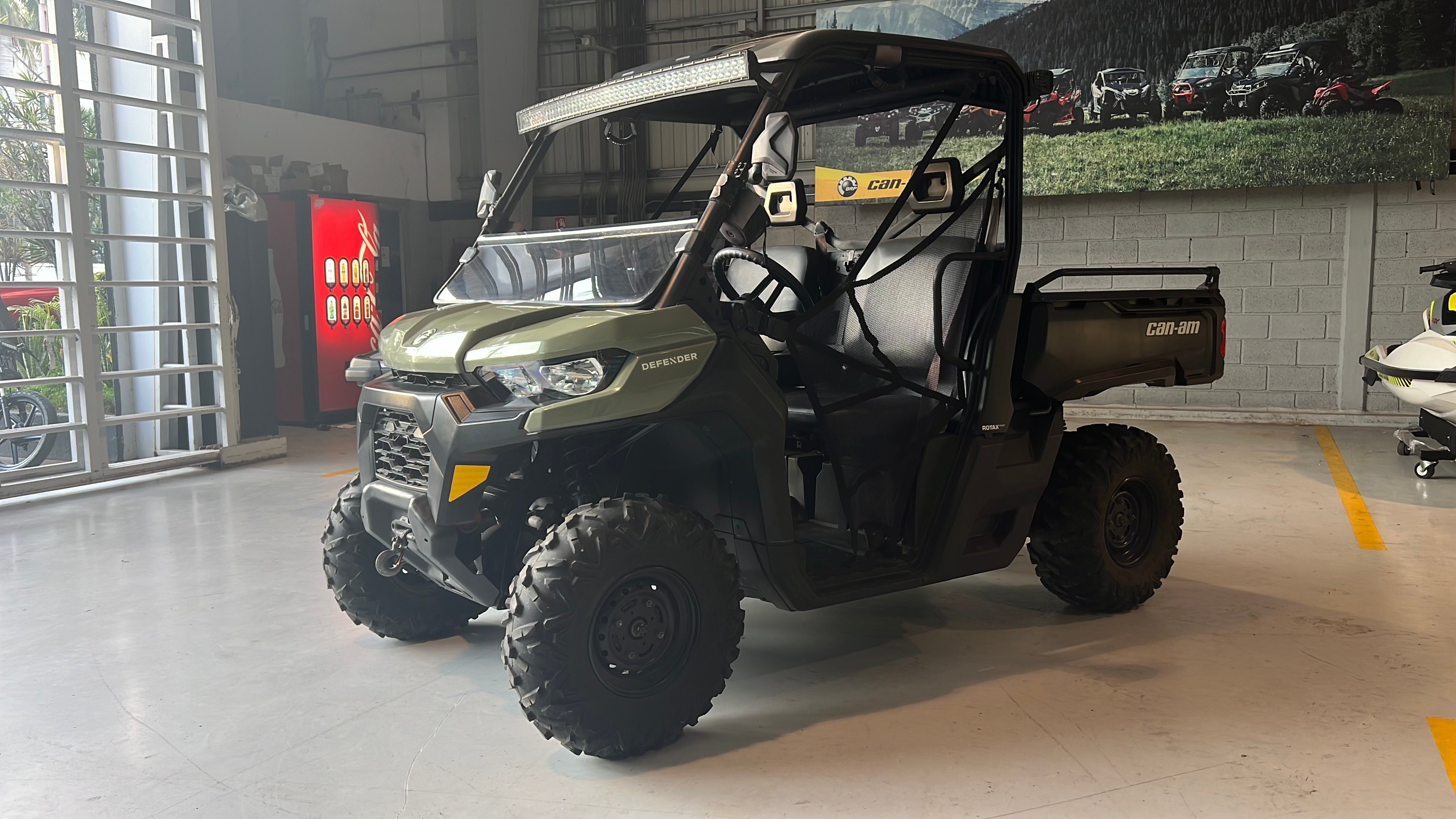 2020 BRP Can-Am Defender Base